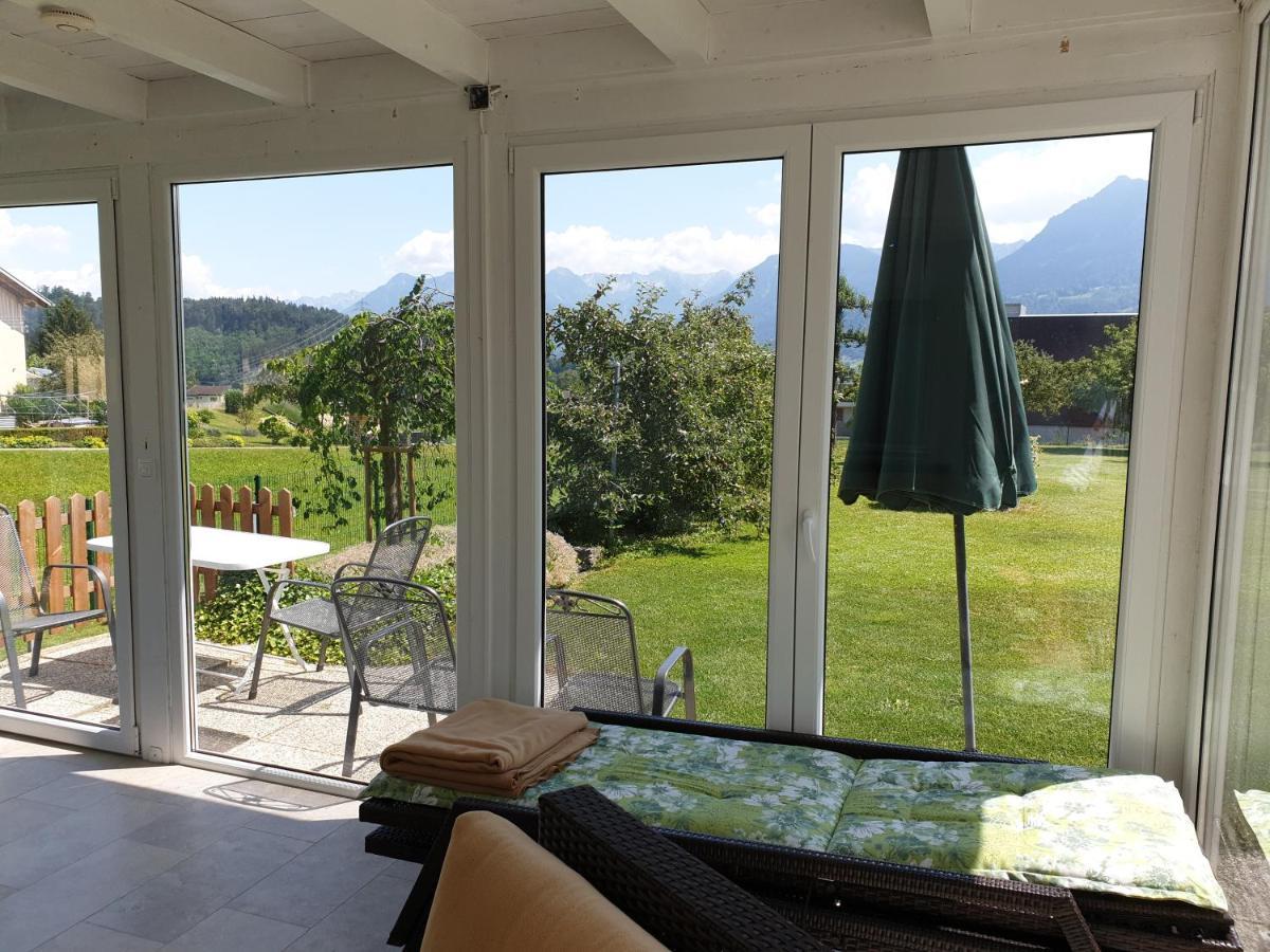 Ferienwohnung Metzler - Blick Auf Die Berge Göfis Extérieur photo