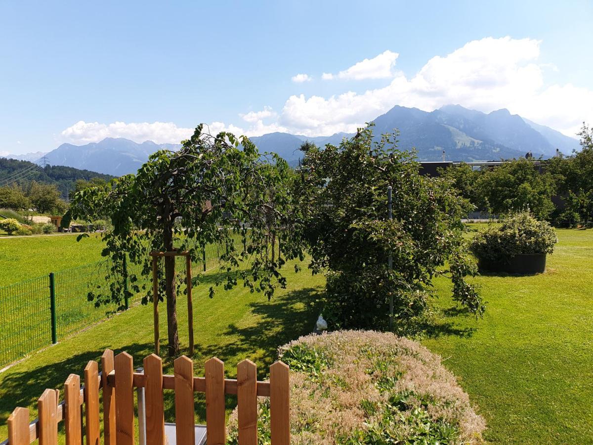 Ferienwohnung Metzler - Blick Auf Die Berge Göfis Extérieur photo